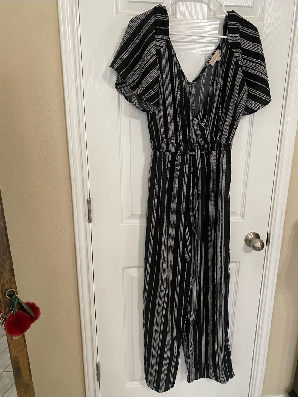 Tularosa Black and White One-Shoulder Striped Jumpsuit